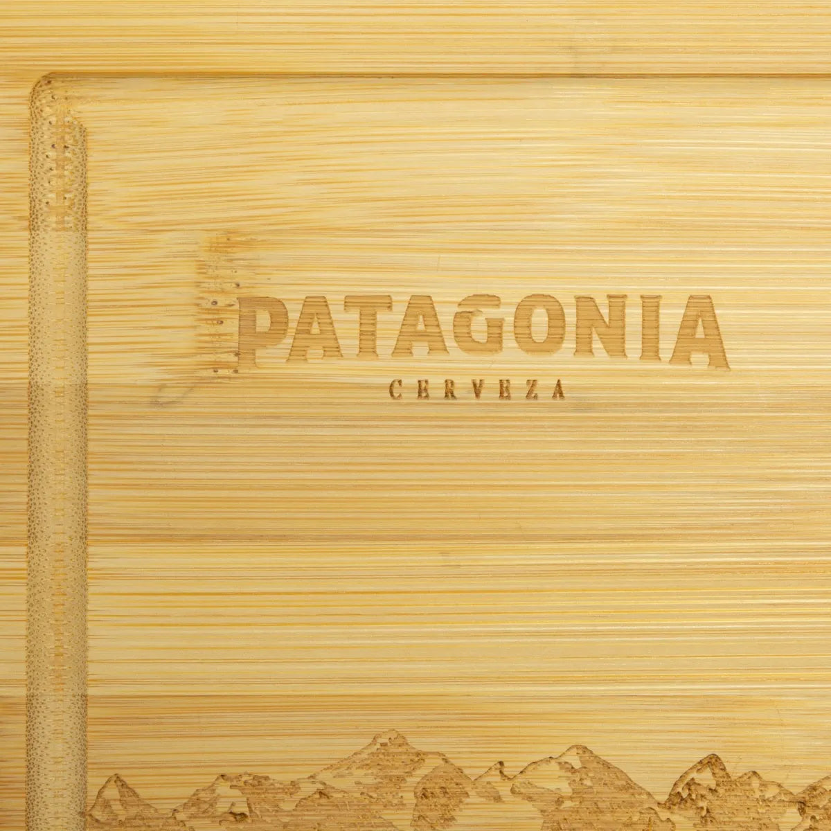 Tabla De Madera Ilustrada Km 24.7 Patagonia